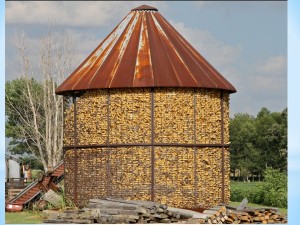 CORN CRIB