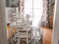 Dining Table painted in Old White Chalk Paint by Annie Sloan